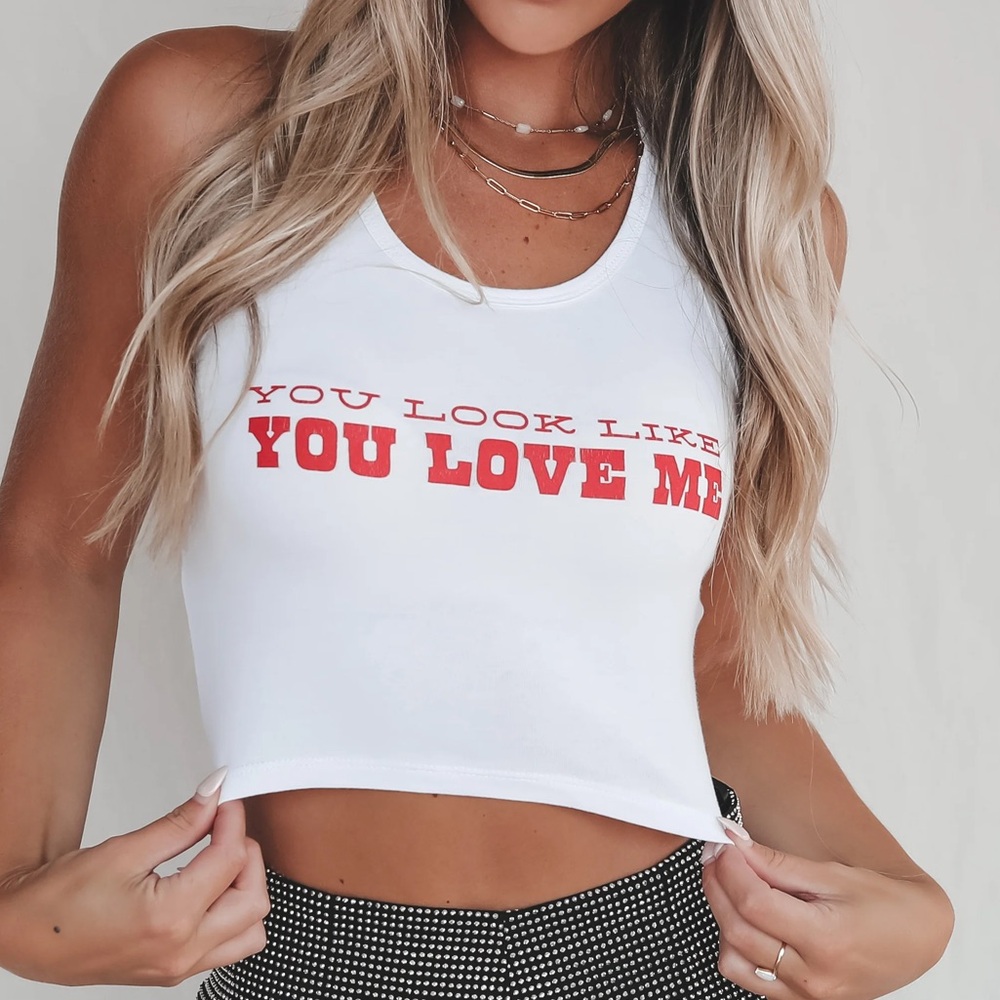 AMAZING LACE You Look Like You Love Me Graphic White Cropped Tank Large